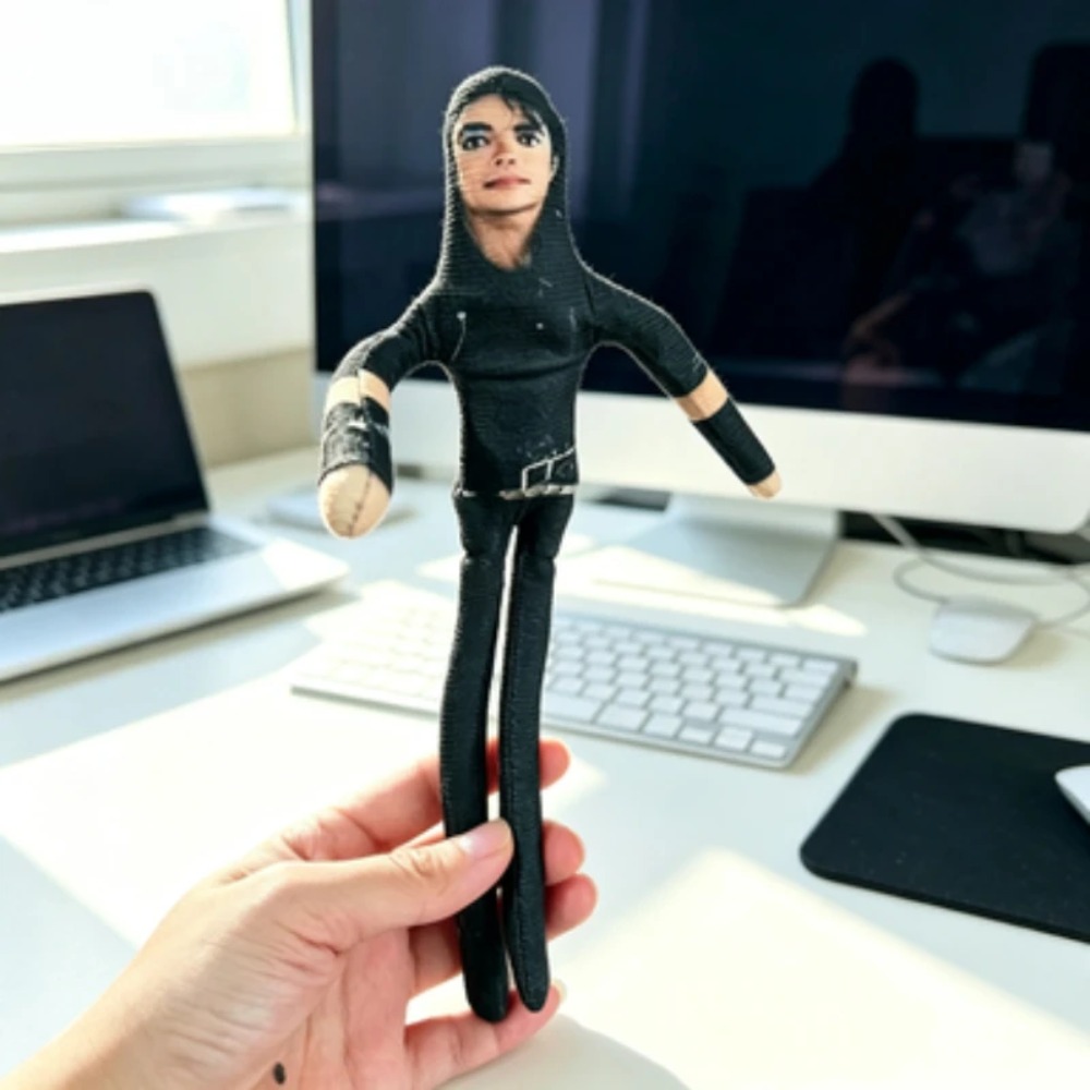Michael Jackson Movable Joint  - огляд і ціна Tech Home Accessories